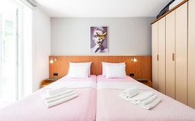 Sunshine Place Apartments